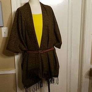 *NWT* Leopard wrap